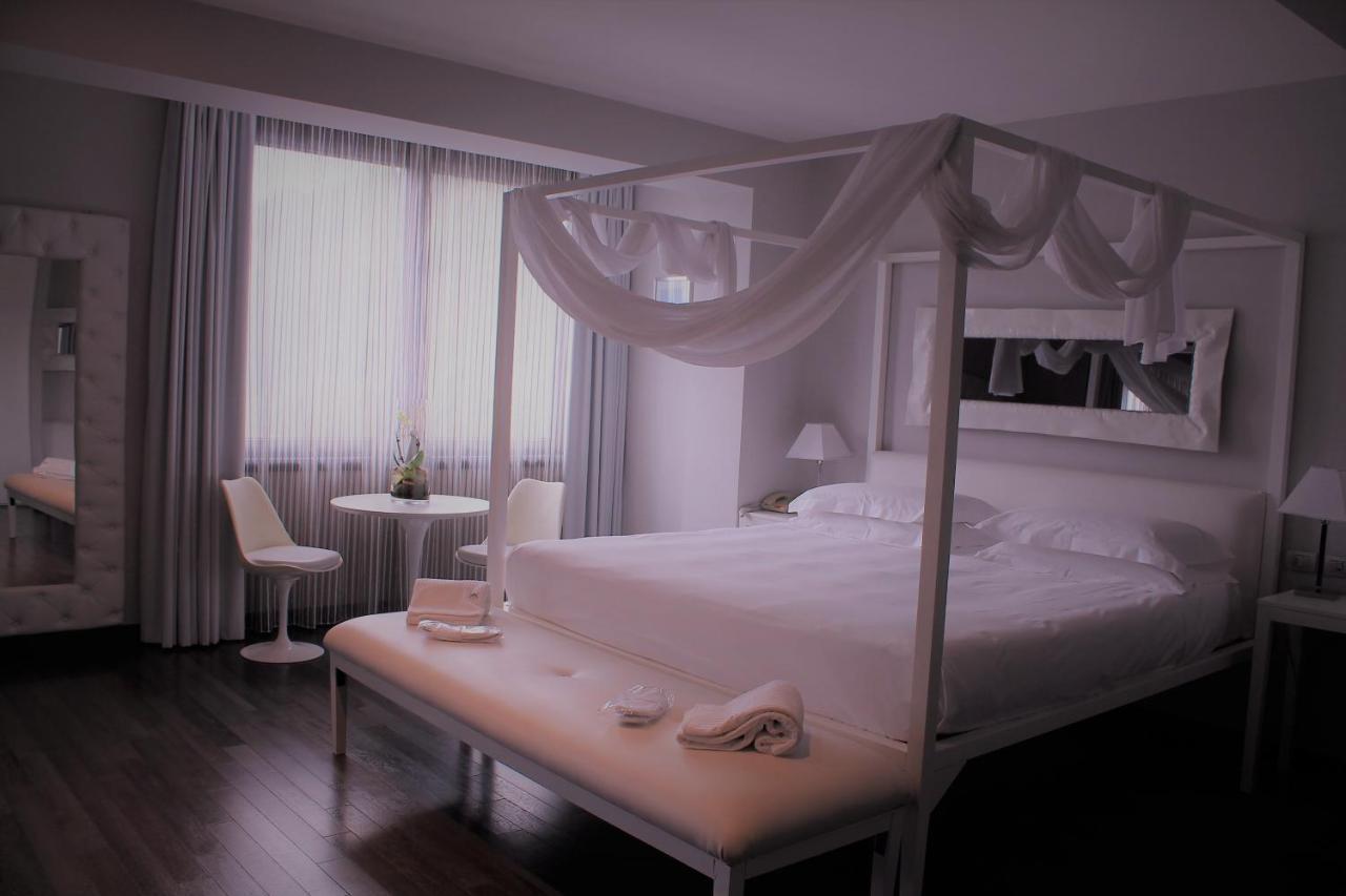 Park Hotel Sporting Teramo Eksteriør bilde