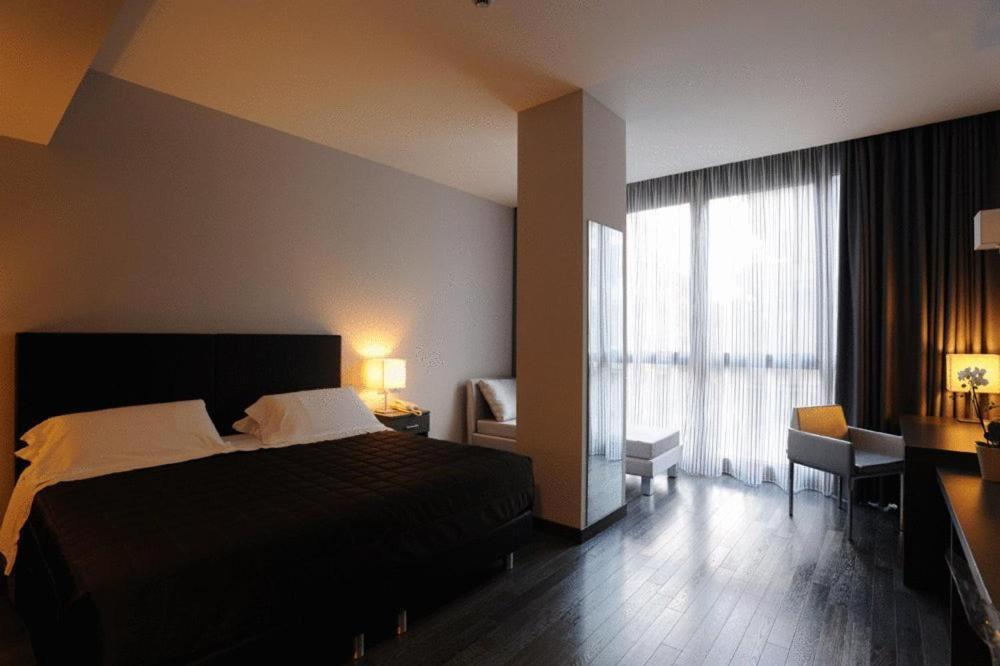 Park Hotel Sporting Teramo Eksteriør bilde