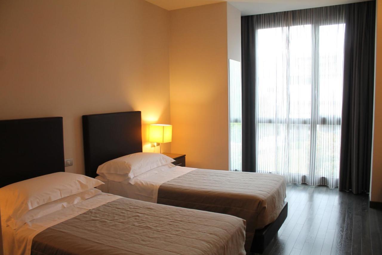 Park Hotel Sporting Teramo Eksteriør bilde