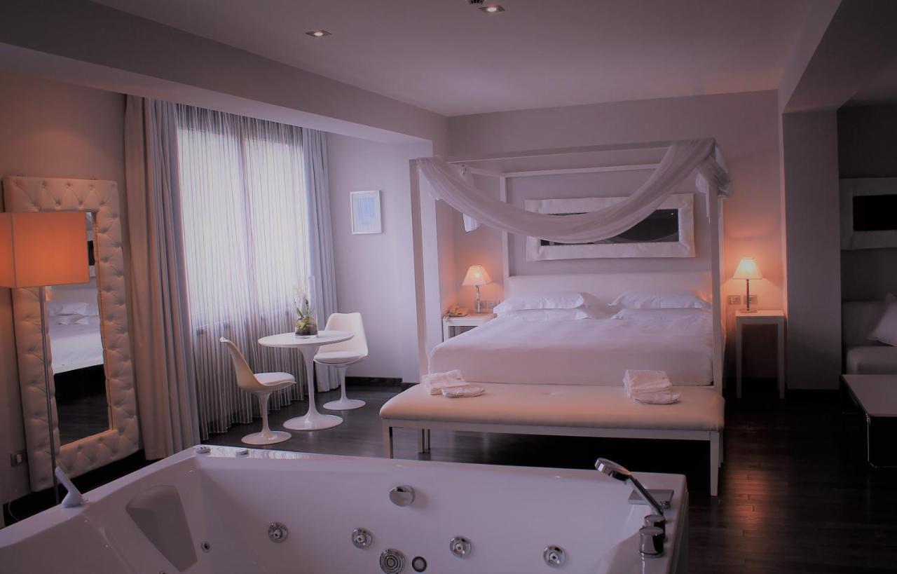 Park Hotel Sporting Teramo Eksteriør bilde
