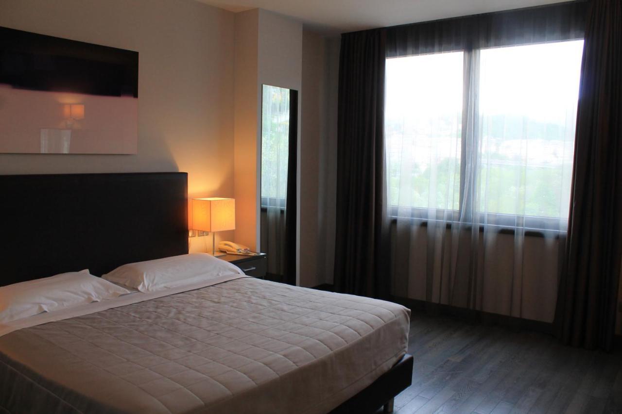 Park Hotel Sporting Teramo Eksteriør bilde